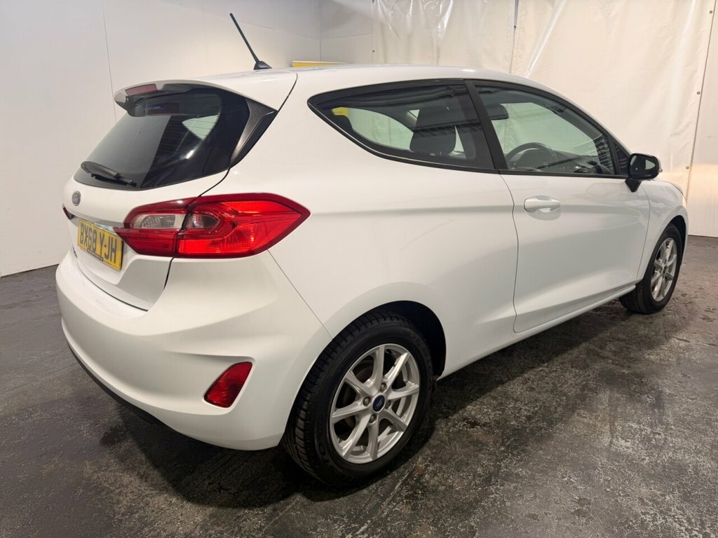 Ford Fiesta 1.1L Zetec BX68YJH White #5