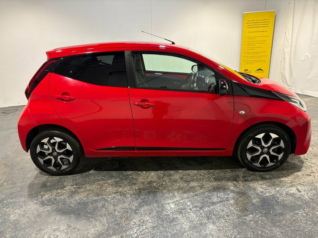 Toyota Aygo 1L X-trend BT21UNK Red #2