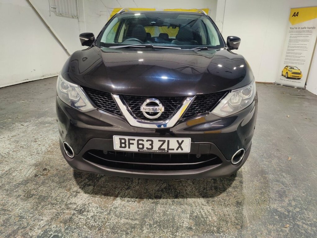 Nissan Qashqai 1.6L Tekna BF63ZLX Black #3