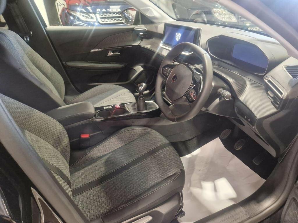 Peugeot 208 Hatchback 1.2 Puretech Allure 2024 MT24XAJ Black #4