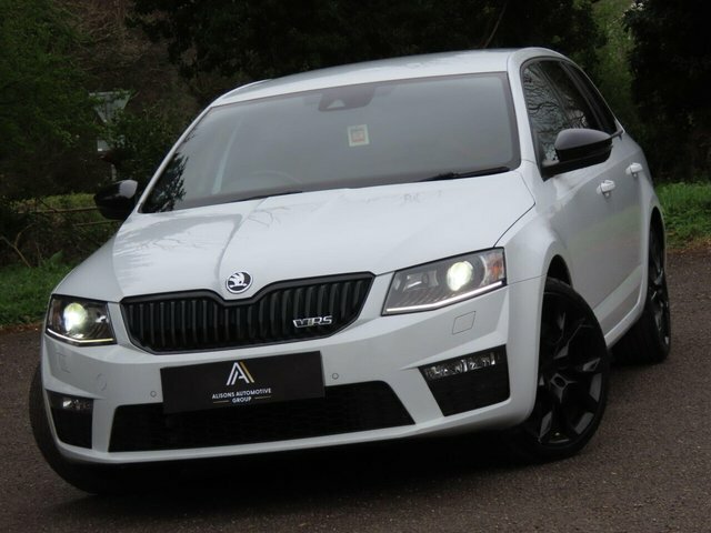 Skoda Octavia Manual White