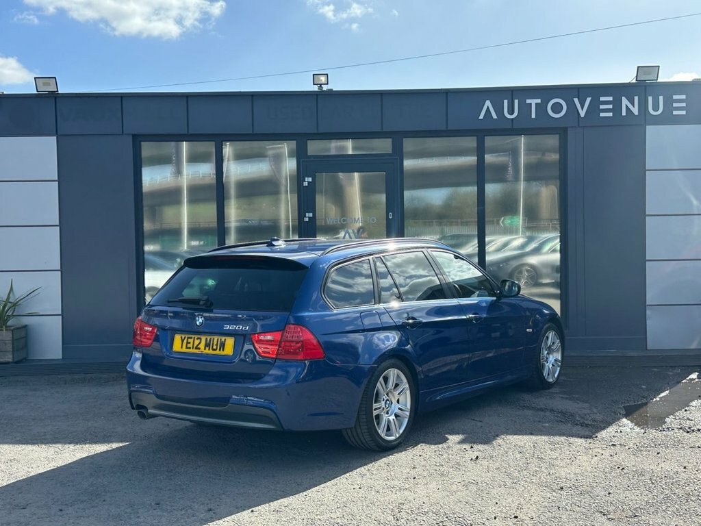 BMW 3 Series 2L M Sport YE12MUW Blue #3