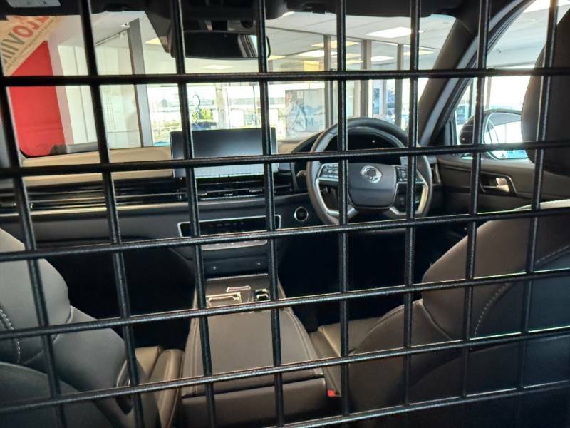 SsangYong Rexton 2.2 K30 Van - 2026 26 Black #6