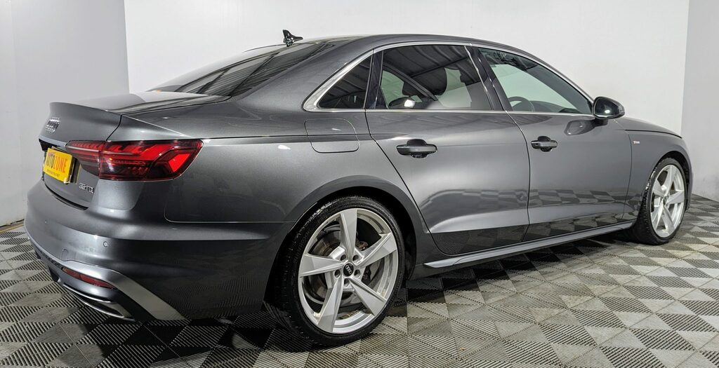 Audi A4 35 Tdi S Line S Tronic VK22WSF Grey #4