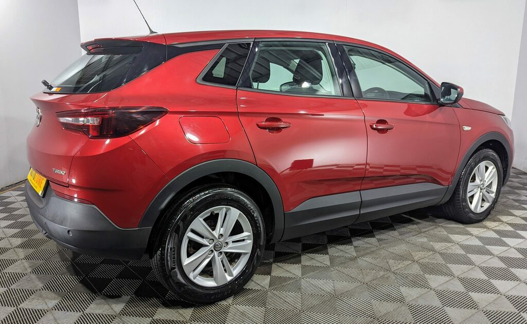 Vauxhall Grandland X 1.2 Turbo Se WHZ7236 Red #4