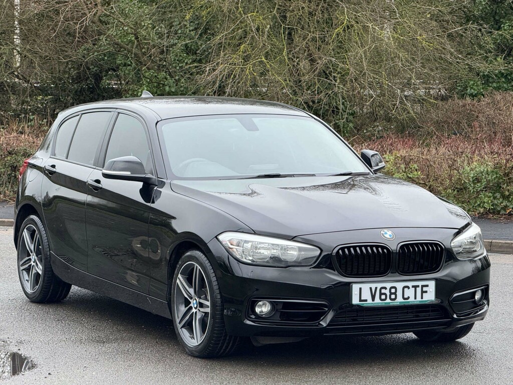 BMW 1 Series 118I Sport LV68CTF Black #5