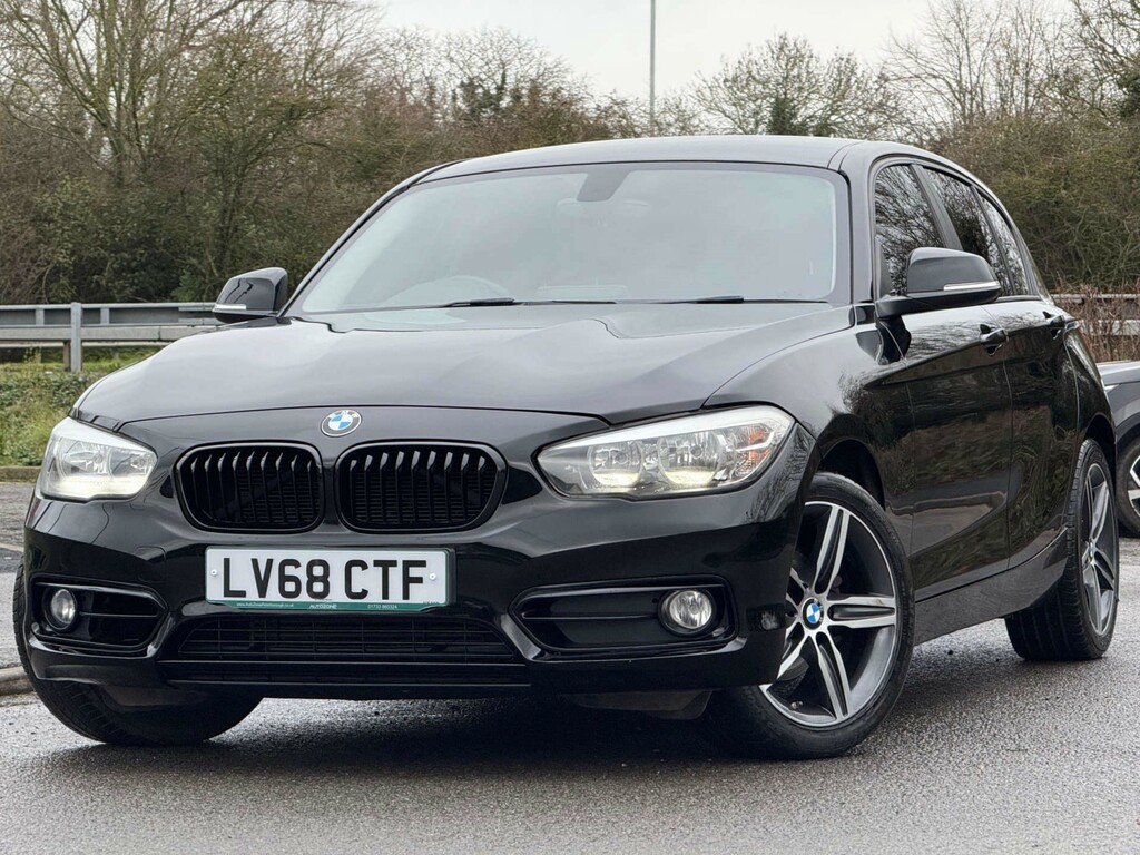 BMW 1 Series 118I Sport LV68CTF Black #3