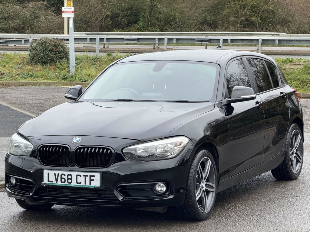 BMW 1 Series 118I Sport LV68CTF Black #6
