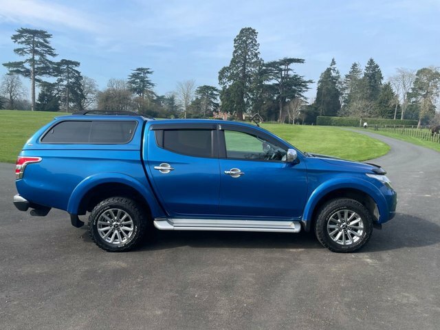 Mitsubishi L200 2019 2.4 Di-d Dc Barbarian Pickup Double Cab D DW19MVY Blue #6