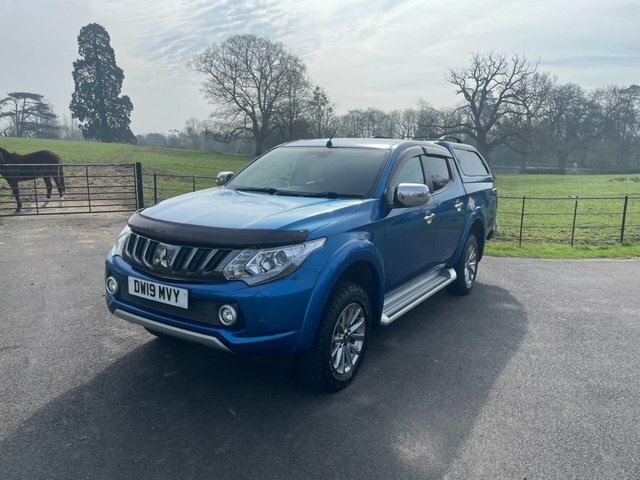 Mitsubishi L200 2019 2.4 Di-d Dc Barbarian Pickup Double Cab D Blue