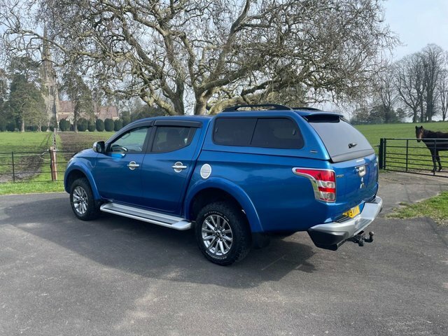 Mitsubishi L200 2019 2.4 Di-d Dc Barbarian Pickup Double Cab D DW19MVY Blue #3