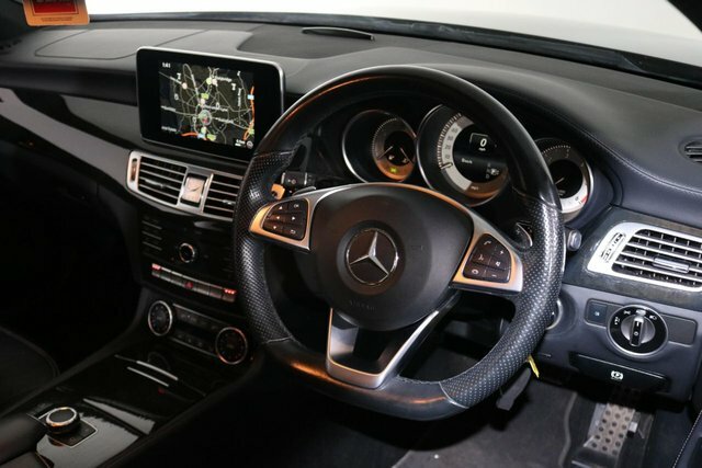 Mercedes-Benz CLS 2.1 Cls220d Amg Line Shooting Brake G-t Black #3