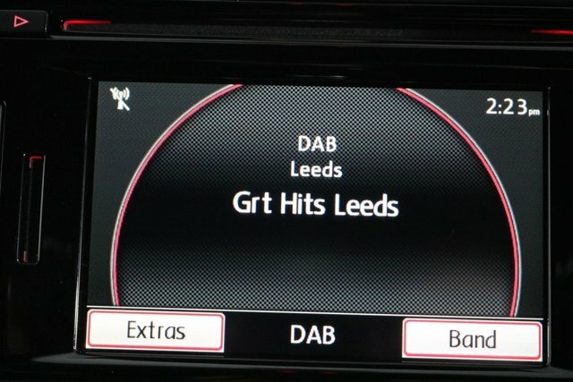 Volkswagen Scirocco 2.0 Tdi Bluemotion Tech Gt Hatchback Ma White #4
