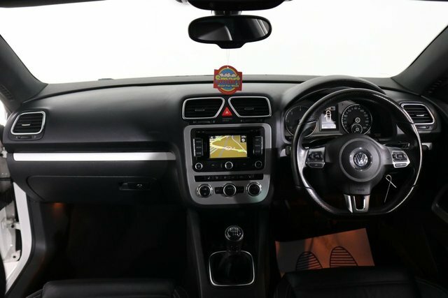 Volkswagen Scirocco 2.0 Tdi Bluemotion Tech Gt Hatchback Ma White #3