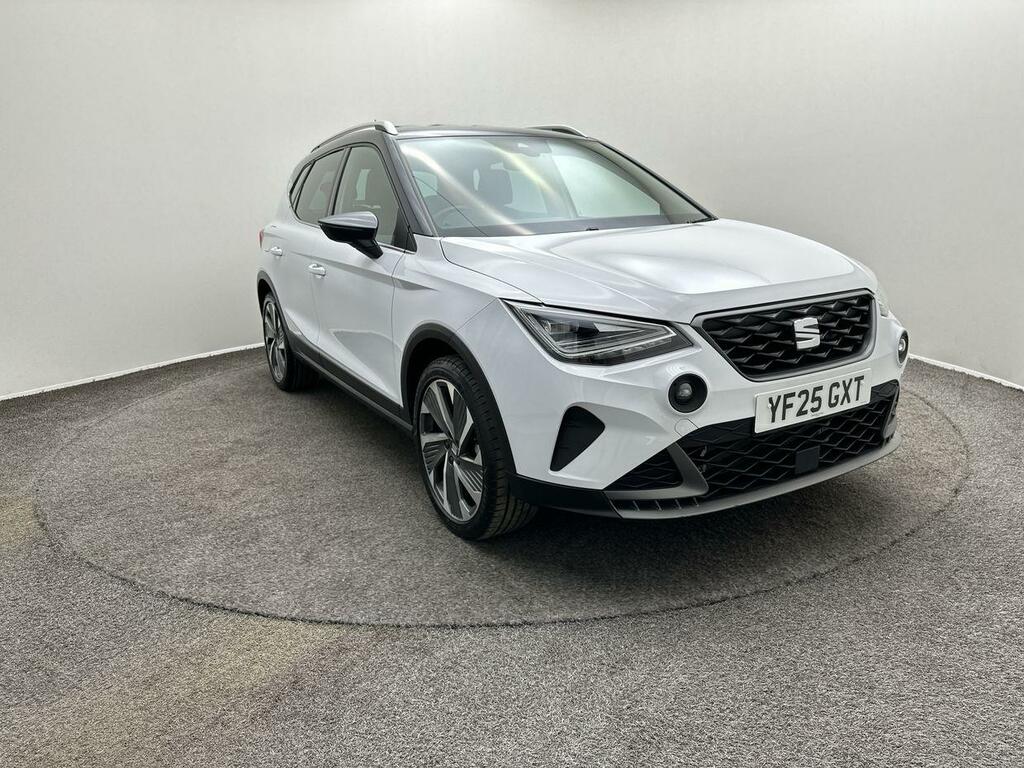 Seat Arona 1.0 Tsi 115 Fr Sport Dsg YF25GXT White #2