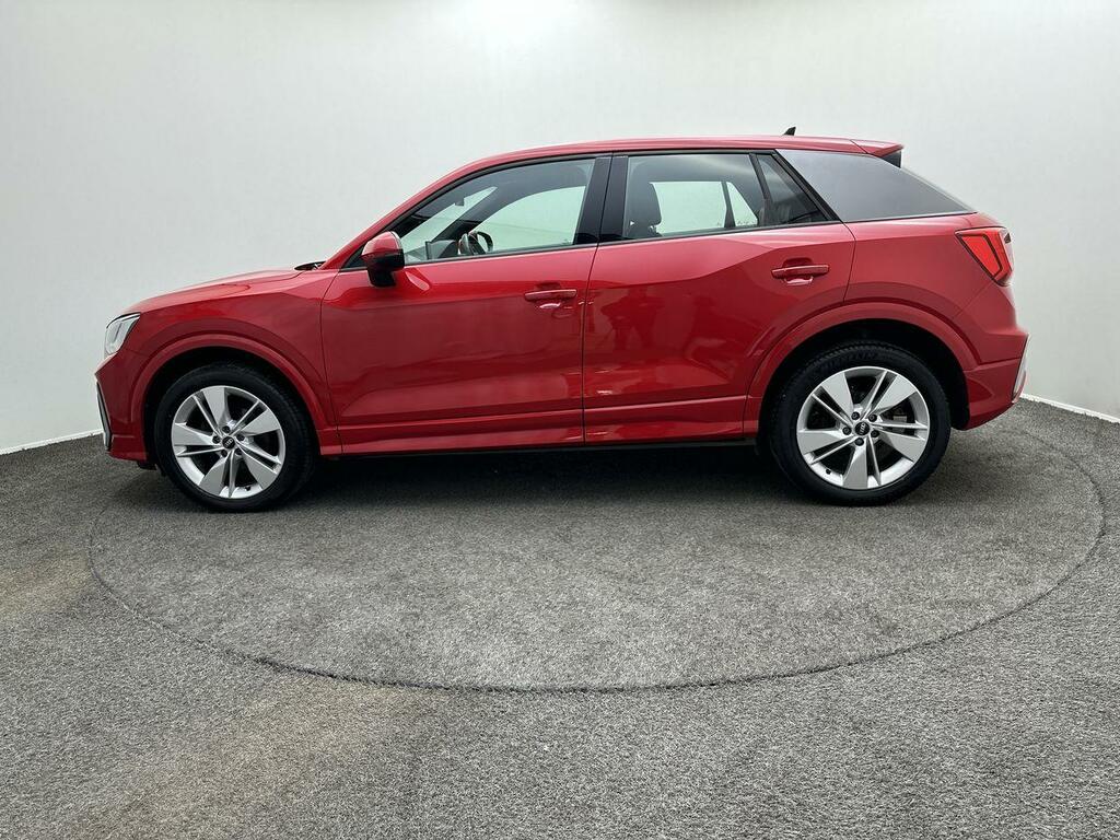 Audi Q2 30 Tfsi S Line CV22GWF Red #5