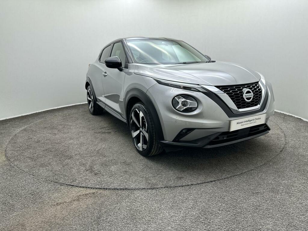 Nissan Juke 1.0 Dig-t 114 Tekna OY22KHH Silver #2