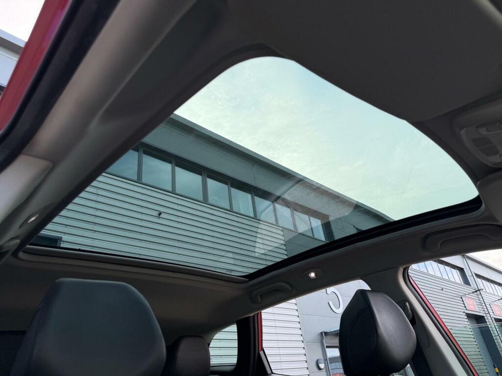 Renault Kadjar Suv 1.6 Dci Signature S Nav 4Wd Euro 6 Ss NJ17OSL Red #2