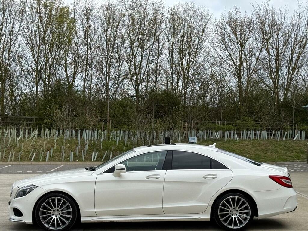 Mercedes-Benz CLS Saloon 3.0 Cls350d V6 Amg Line Premium Plus Coup S555DRK White #6