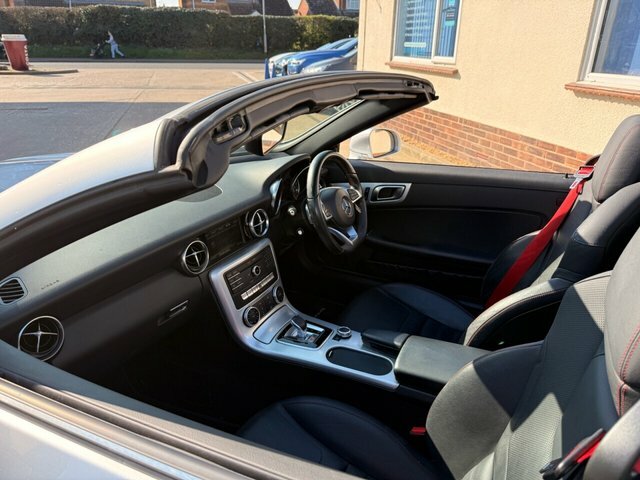 Mercedes-Benz SLC 2.1 Slc250d Amg White #44
