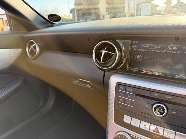 Mercedes-Benz SLC 2.1 Slc250d Amg White #41