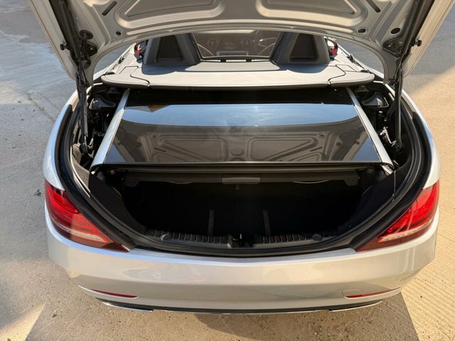 Mercedes-Benz SLC 2.1 Slc250d Amg White #27