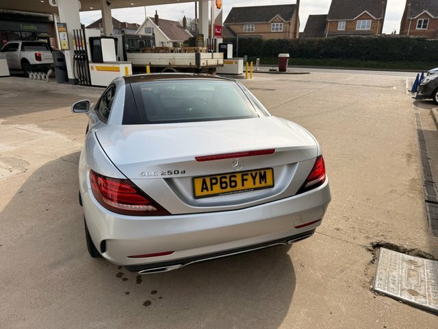Mercedes-Benz SLC 2.1 Slc250d Amg White #52