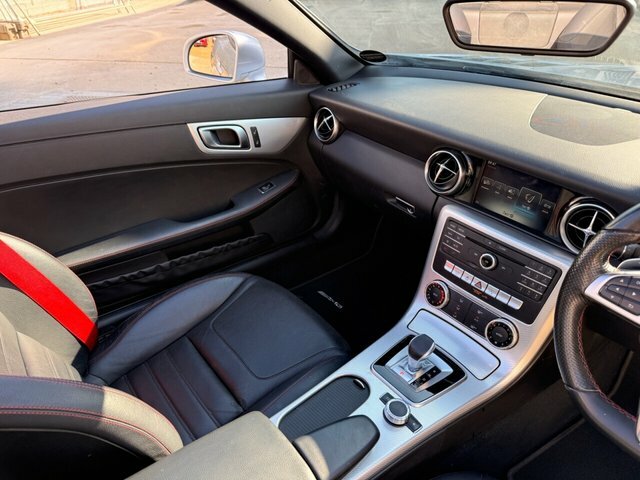 Mercedes-Benz SLC 2.1 Slc250d Amg White #34