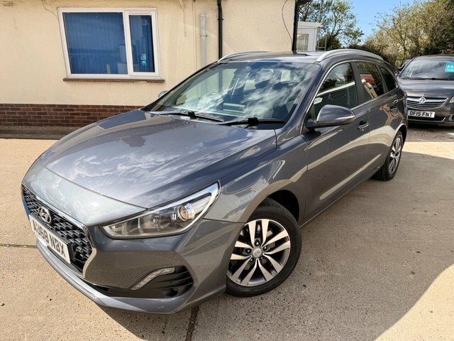 Hyundai I30 1.6 Crdi Se Nav Tourer Dct Euro 6 Ss Grey