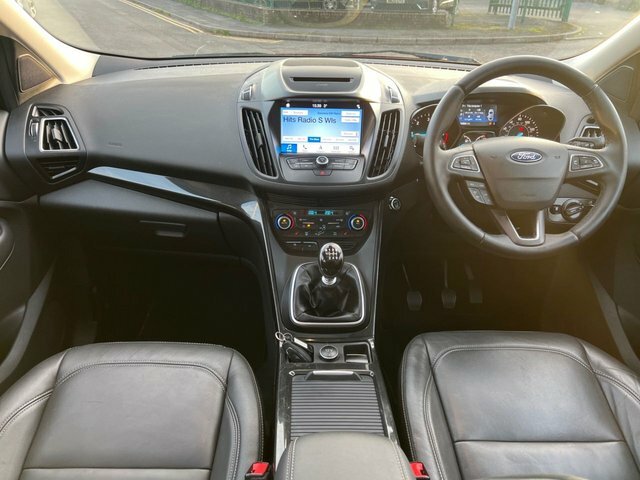 Ford Kuga 1.5 Tdci Ecoblue Titanium X Edition Suv CT19HYJ Red #3