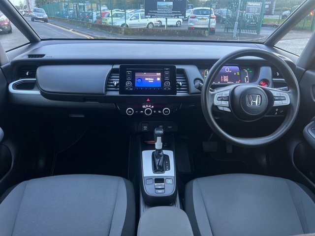 Honda Jazz 1.5 H I-mmd Se Hatchback Hybrid Ecvt Eu YY71HSX White #3