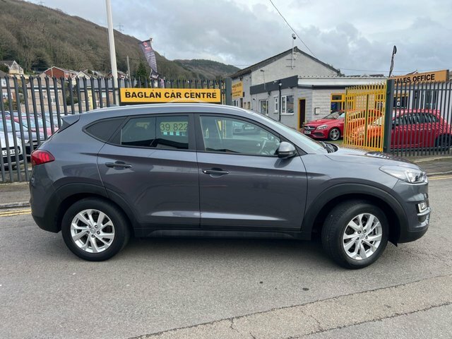 Hyundai Tucson 1.6 Gdi Se Nav Suv Euro 6 S S FL69RBY Grey #2