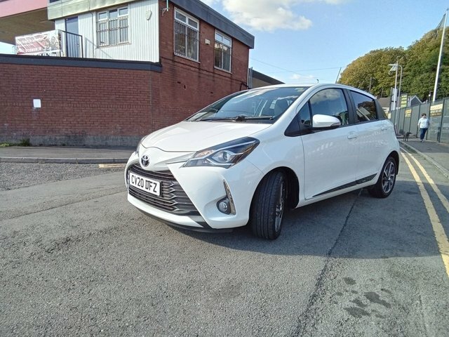 Toyota Yaris 1.5 Vvt-i Y20 Bi-tone Hatchback CV20DFZ White #5