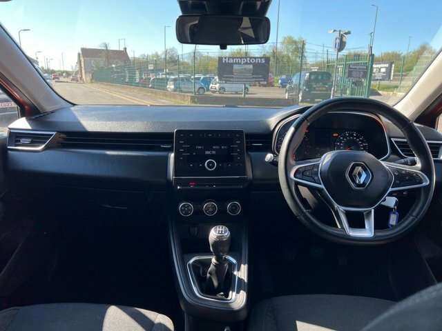 Renault Clio 1.0 Sce Play Hatchback Euro 6 S CE70UUY Orange #2