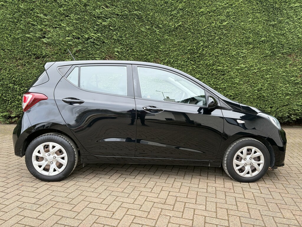 Hyundai I10 1.0 I10 Se 1.0 My17 FY67GRU Black #4
