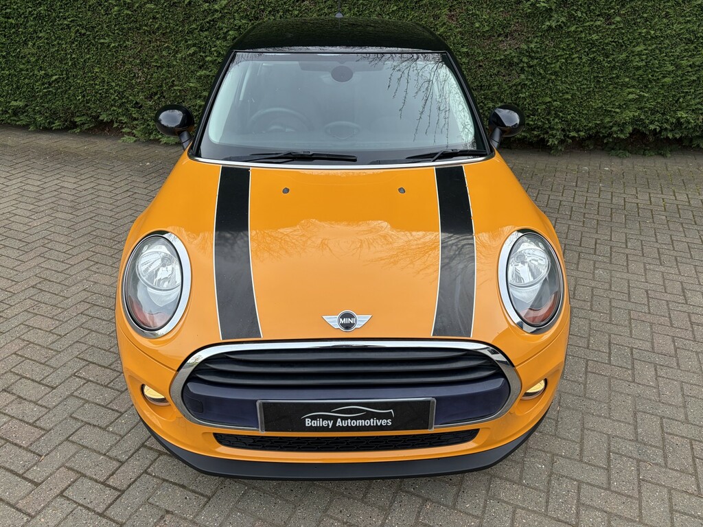 Mini Hatch 1.5 5-Door Hatch Cooper D YB66GSV Orange #6