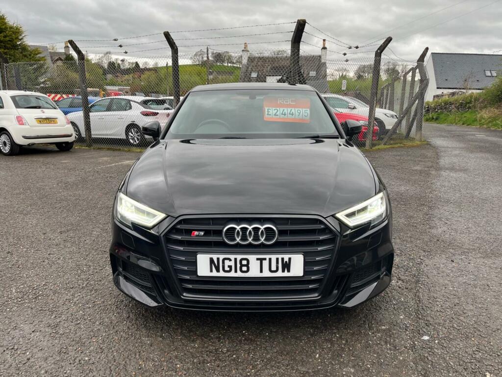Audi S3 Hatchback 2.0 Tfsi Black Edition 2018 Black #4
