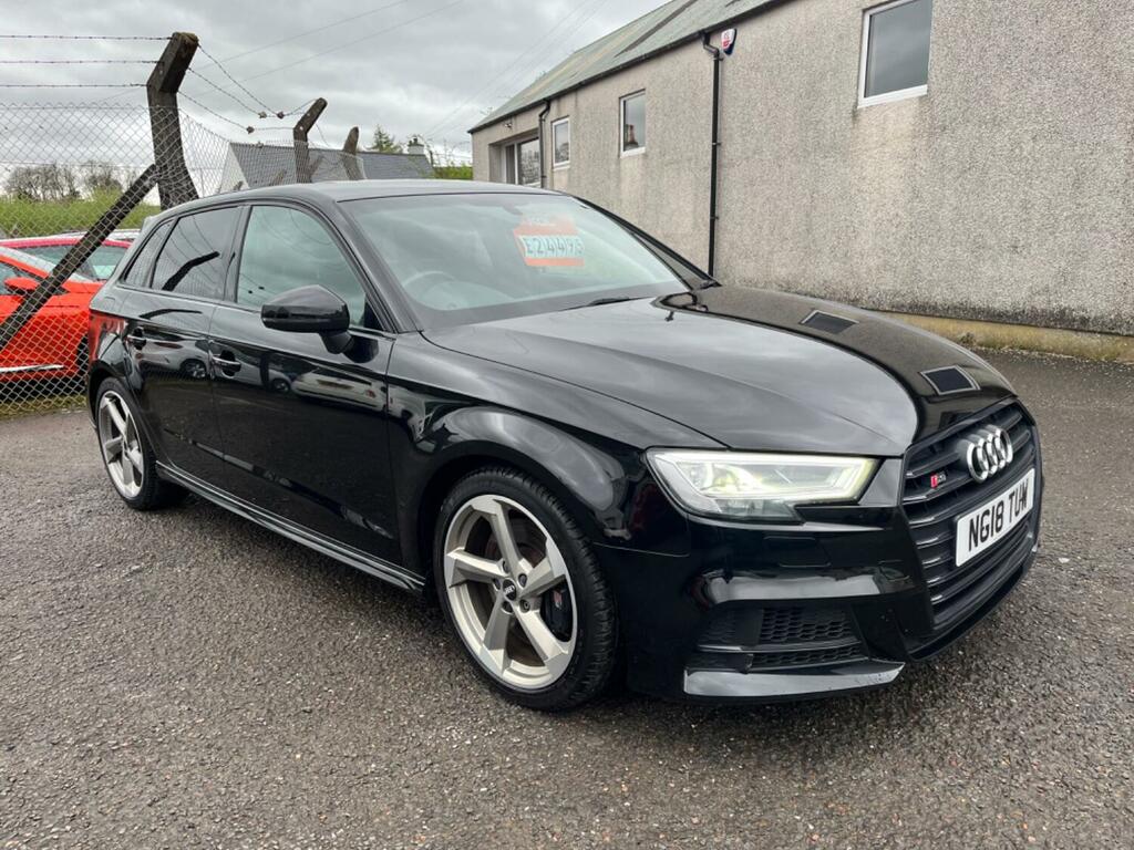 Audi S3 Hatchback 2.0 Tfsi Black Edition 2018 Black #3