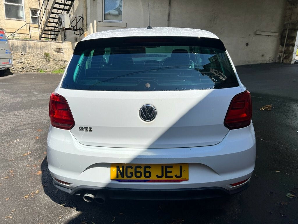 Volkswagen Polo Hatchback 1.8 Tsi Bluemotion Tech Gti 2017 NG66JEJ White #5
