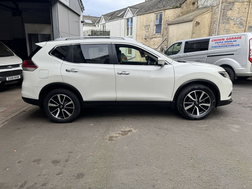 Nissan X-Trail Suv 1.6 Dig-t Tekna 2017 AF17HFB White #2