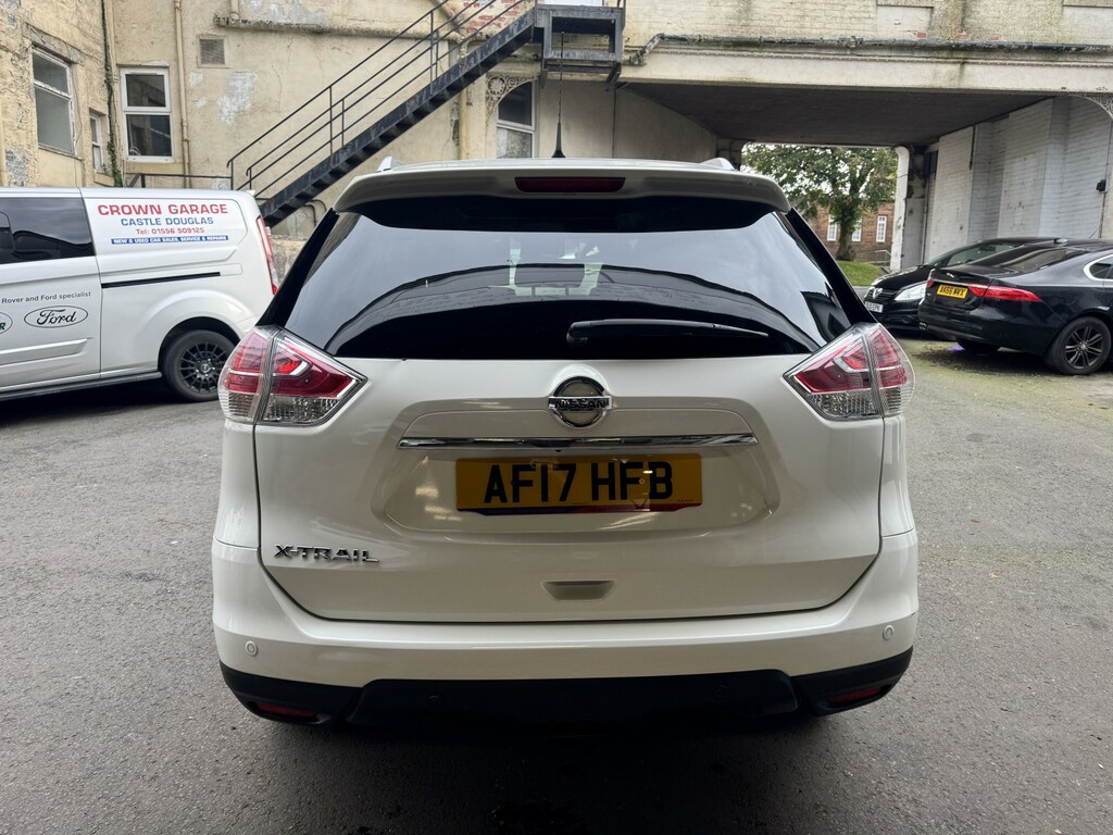 Nissan X-Trail Suv 1.6 Dig-t Tekna 2017 AF17HFB White #4
