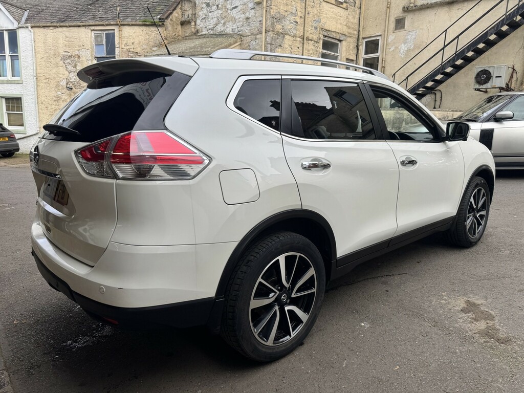 Nissan X-Trail Suv 1.6 Dig-t Tekna 2017 AF17HFB White #3