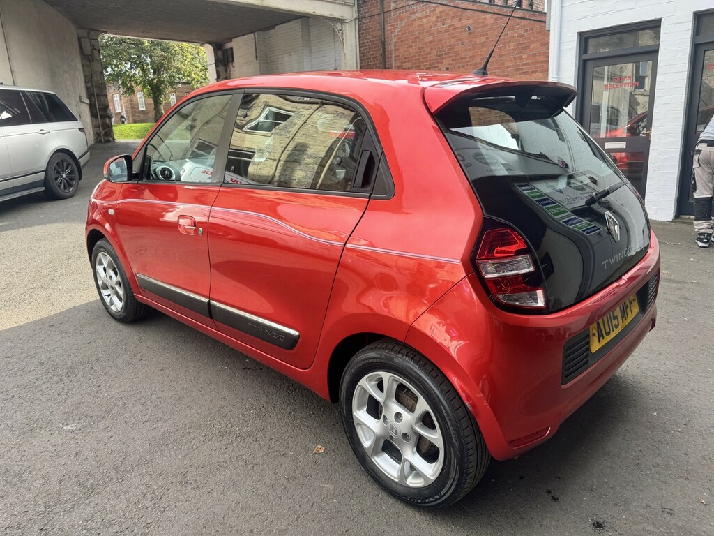Renault Twingo Hatchback 1.0 Dynamique Sce 70 Stop Start 2015 AU15MFF Red #5