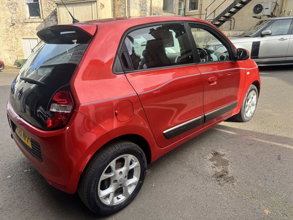 Renault Twingo Hatchback 1.0 Dynamique Sce 70 Stop Start 2015 AU15MFF Red #3