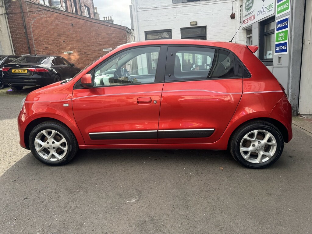 Renault Twingo Hatchback 1.0 Dynamique Sce 70 Stop Start 2015 AU15MFF Red #6