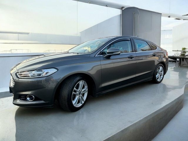 Ford Mondeo 2.0 Tdci Titanium Hatchback OU15XMM Grey #3
