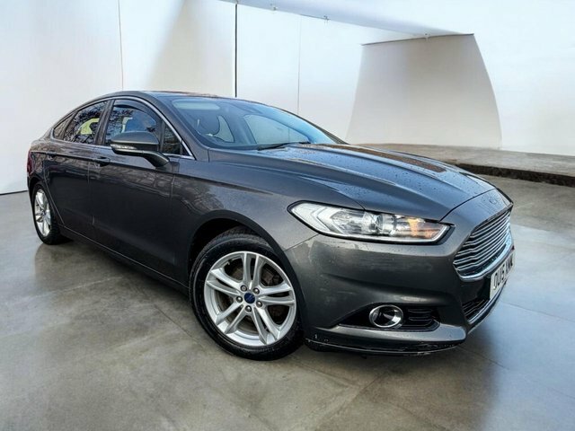 Ford Mondeo 2.0 Tdci Titanium Hatchback OU15XMM Grey #2