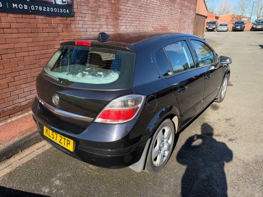 Vauxhall Astra 1.4I 16V Club Black #6