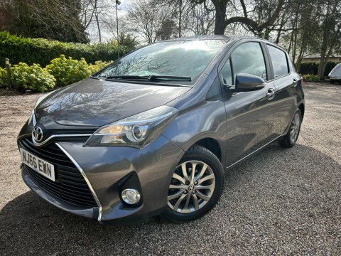 Toyota Yaris 2016 66 1.33 Grey #3