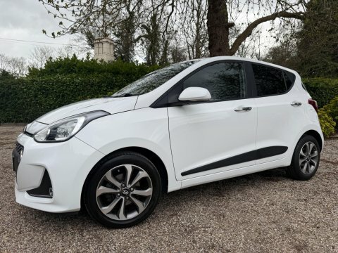 Hyundai I10 2019 69 1.2 EX69TYU White #3
